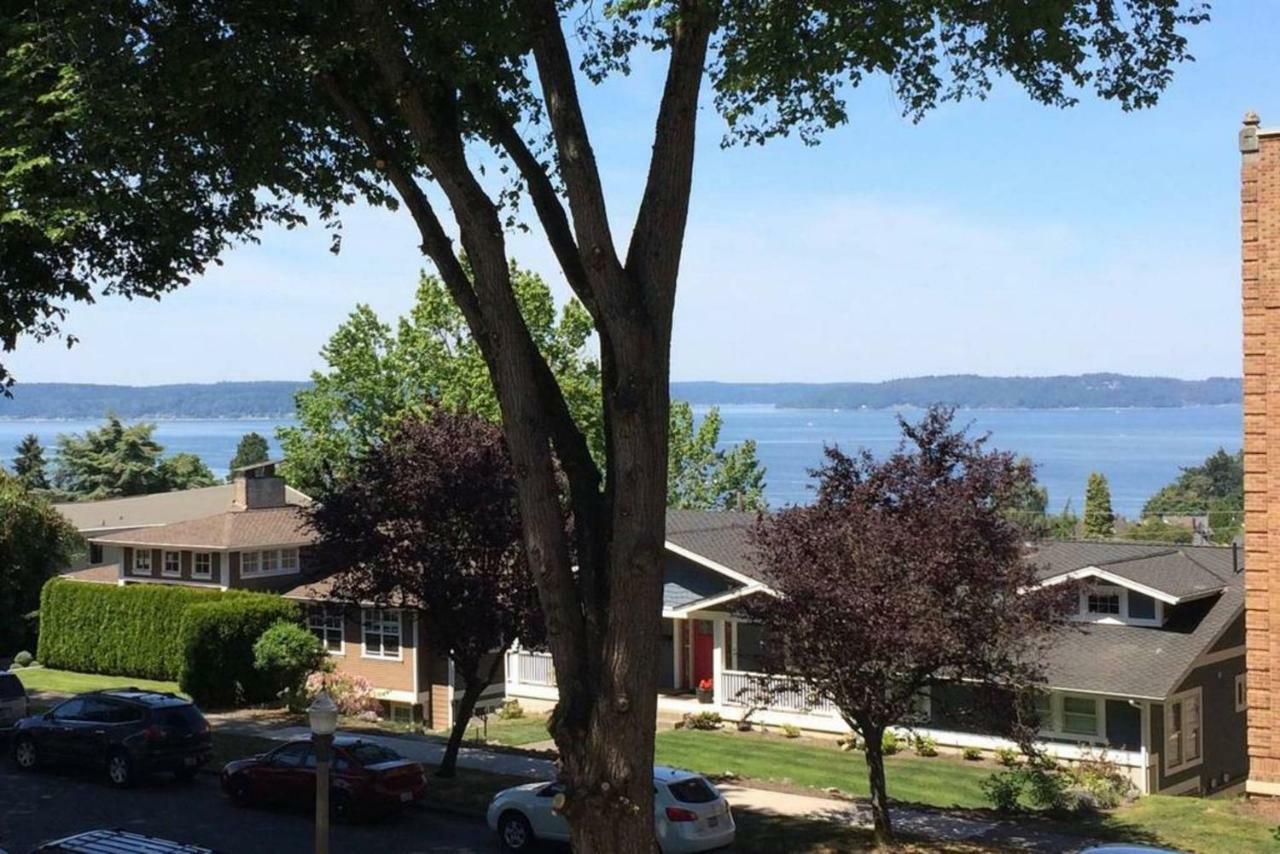 Appartement Bay View, Area, No Stairs, Wd, 2 Baths, 2 Bedrooms, Balcony, View, 925sf *