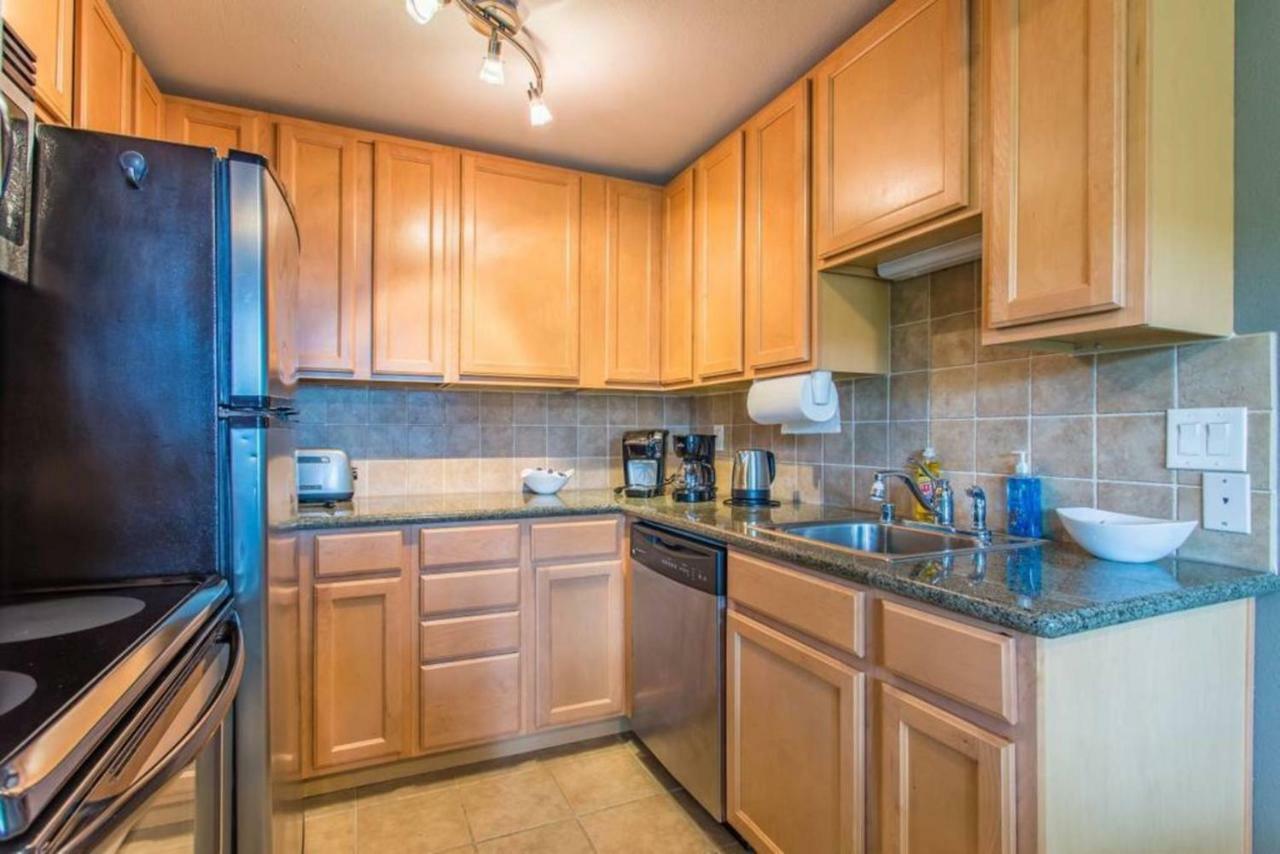 Appartement Bay View, Area, No Stairs, Wd, 2 Baths, 2 Bedrooms, Balcony, View, 925sf